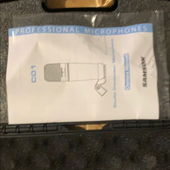 Microphone - Picture 2 of 6